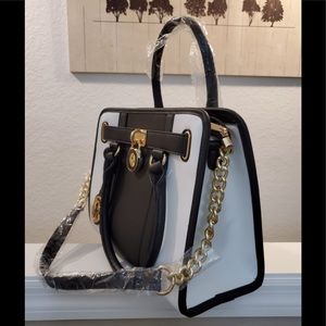 NWOT Dasein Large TwoTone Gold Chain Strap